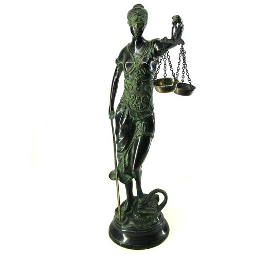 Бронзовая напольная статуя Фемиды - богини правосудия