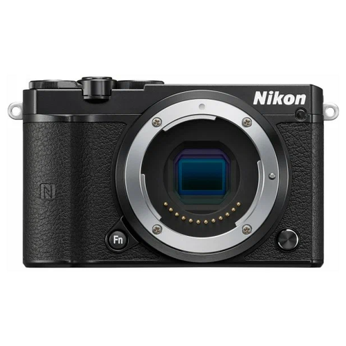 Фотоаппарат Nikon 1 J5 Kit 1 Nikkor 10-100mm f/4.5-5.6 VR